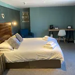 The Goldon Lion Hotel