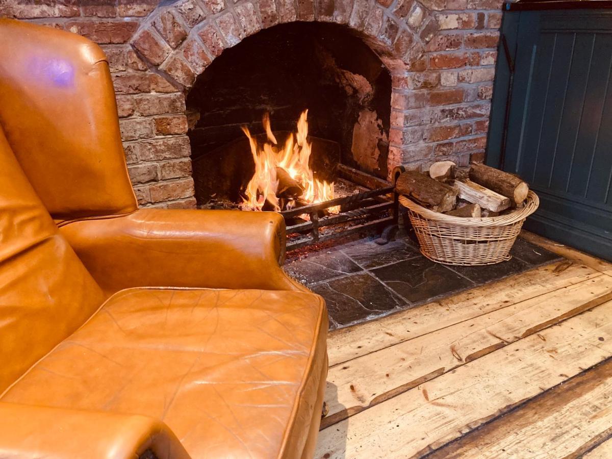 The Goldon Lion Hotel
